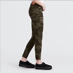 Camo 711 Levi Skinny Jeans